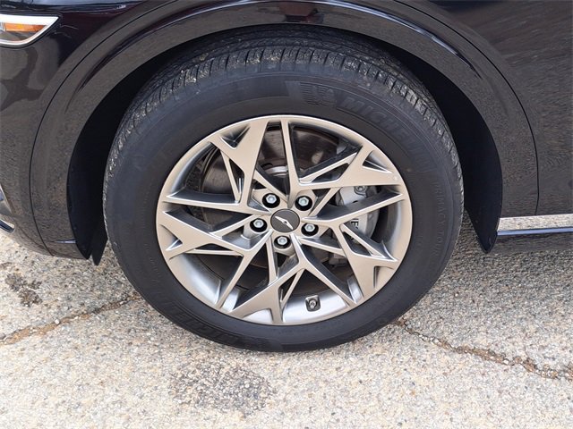 Used 2025 Genesis GV70 2.5T image 9