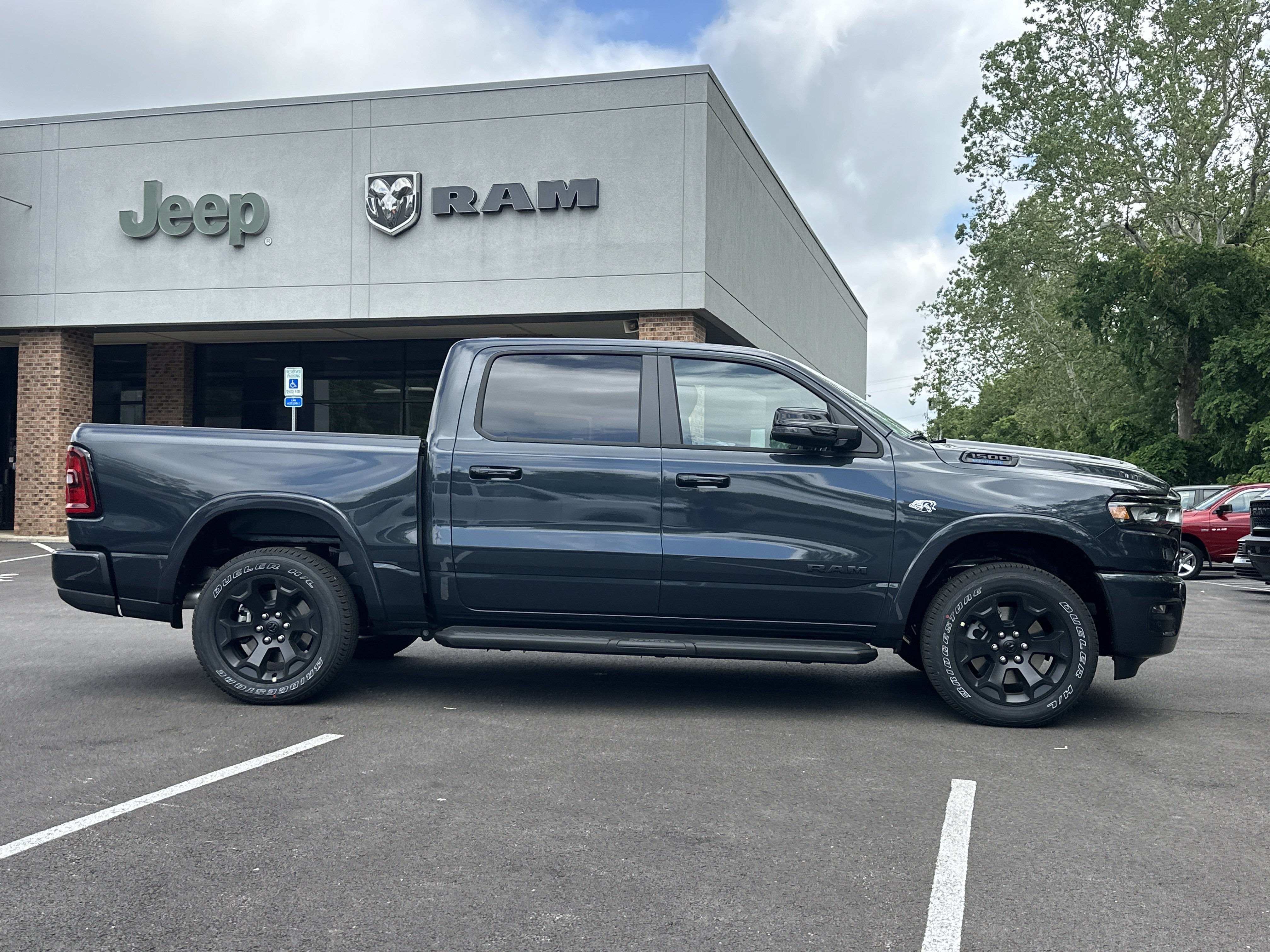 New 2026 RAM 1500 Big Horn AWD/4WD image 18