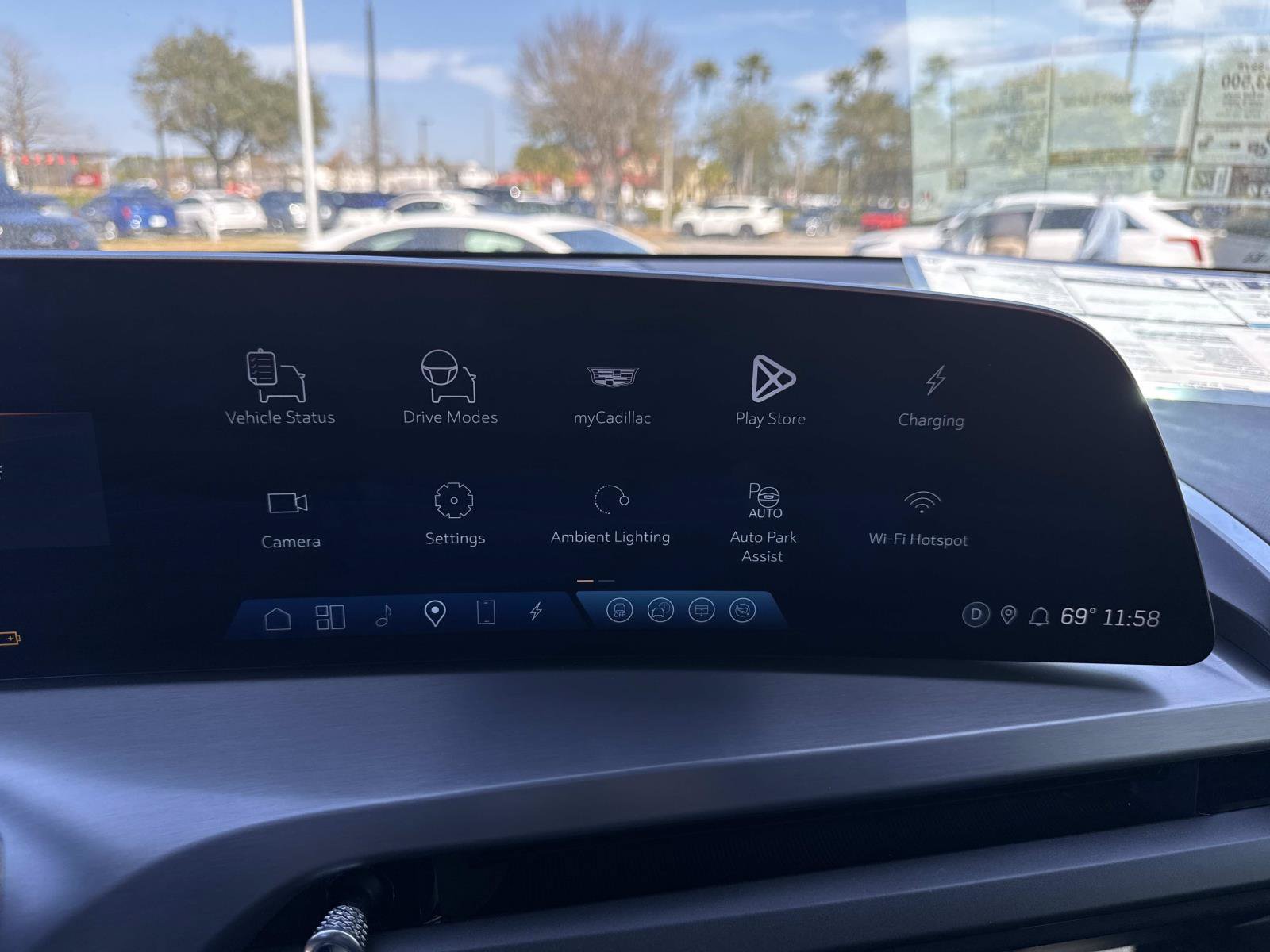 New 2026 Cadillac Vistiq Sport w/ LPO, Floor Liner Package AWD/4WD image 25