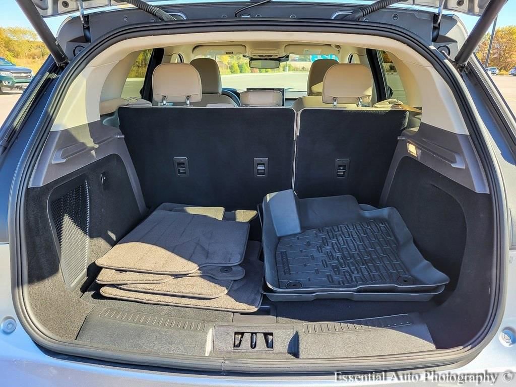 Used 2023 Lincoln Corsair AWD w/ Towing Package image 28