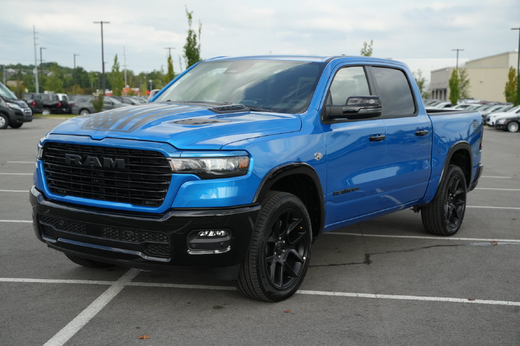 New 2026 RAM 1500 Laramie AWD/4WD image 3