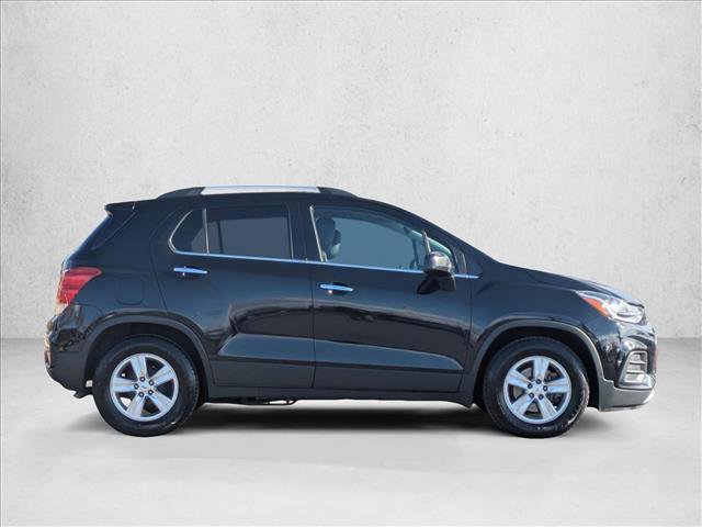 Used 2019 Chevrolet Trax LT w/ LT Convenience Package image 4