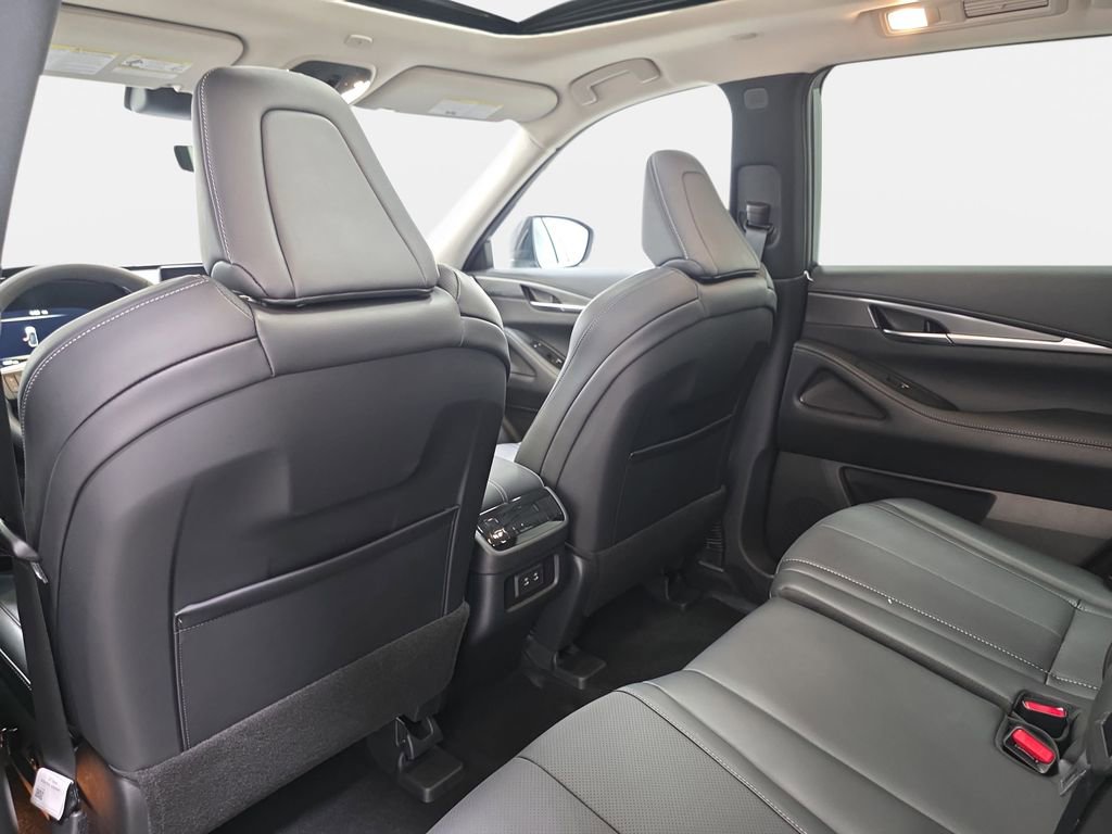 Certified 2026 INFINITI QX60 Pure w/ Cargo Package image 10
