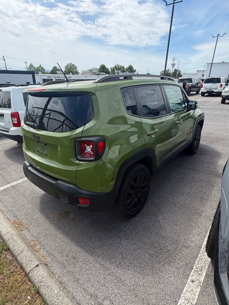 Used 2016 Jeep Renegade 75th Anniversary AWD/4WD image 3