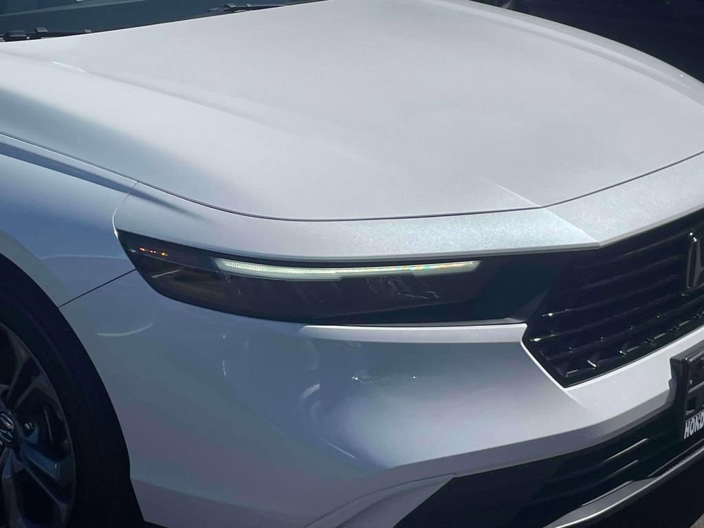 Certified 2024 Honda Accord EX image 8