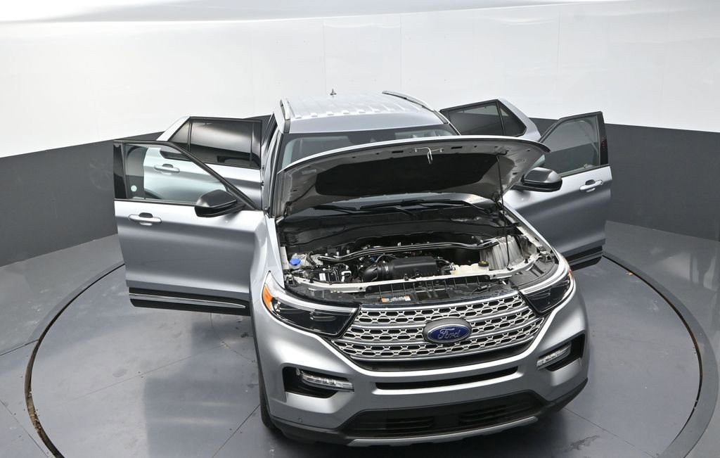 Used 2023 Ford Explorer Limited image 30
