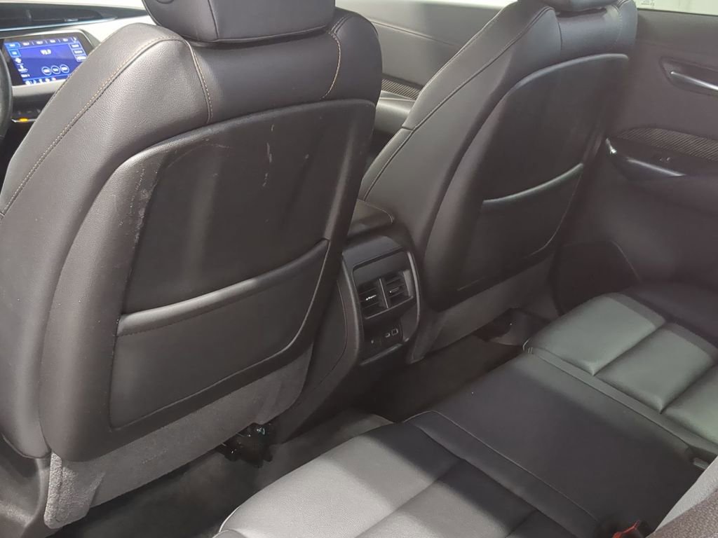 Used 2023 Cadillac XT4 Sport w/ LPO, Onyx Lite Package image 22