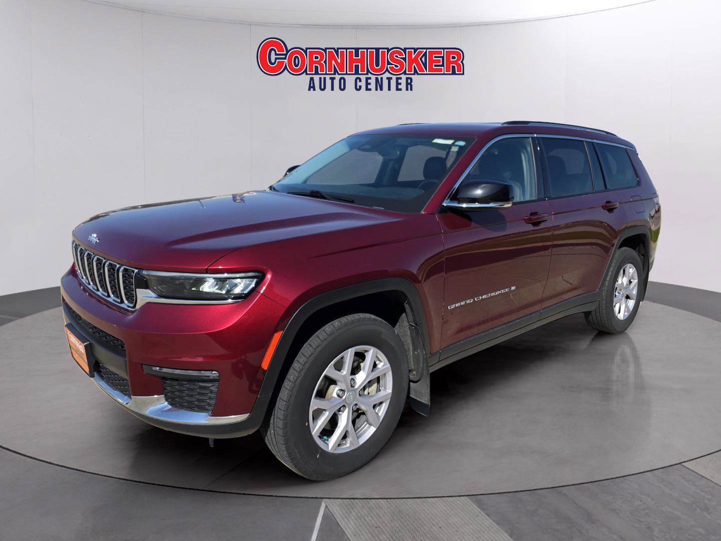 Certified 2022 Jeep Grand Cherokee L Limited AWD/4WD image 3