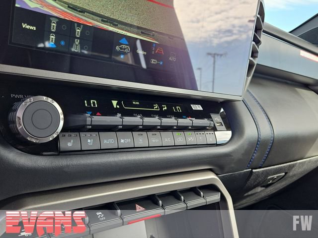 New 2026 Toyota Sequoia Platinum AWD/4WD image 10