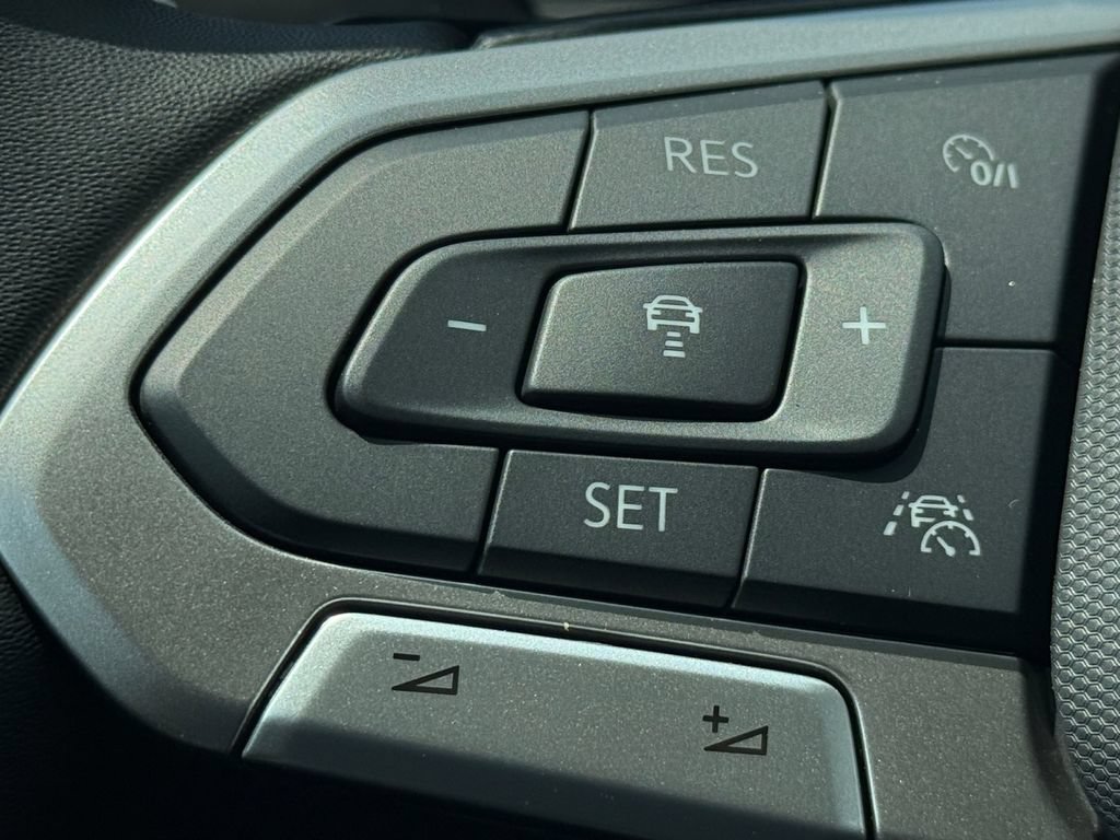 New 2026 Volkswagen Atlas Peak Edition AWD/4WD image 19
