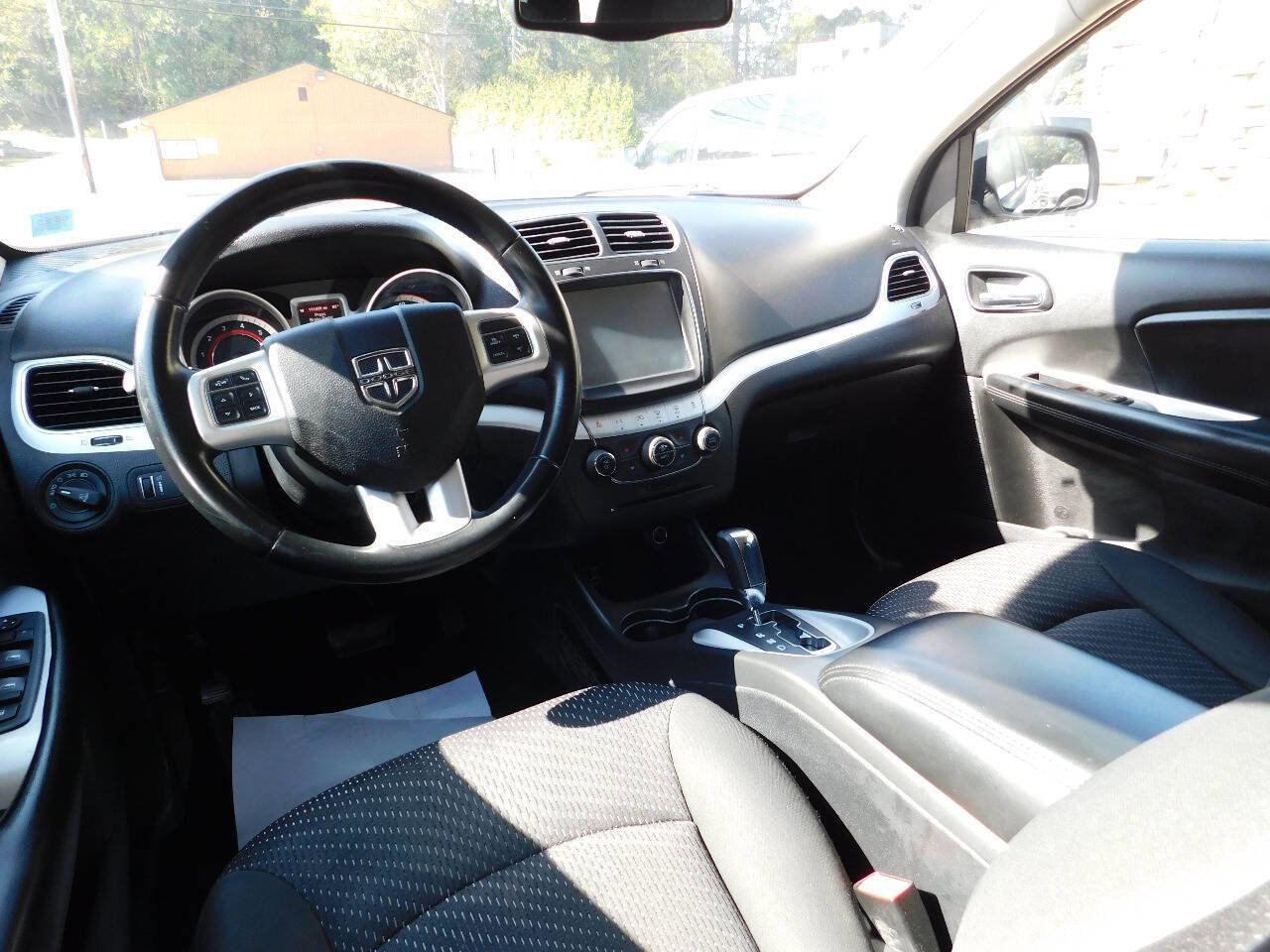 Used 2017 Dodge Journey SXT w/ Safe & Sound Group image 18