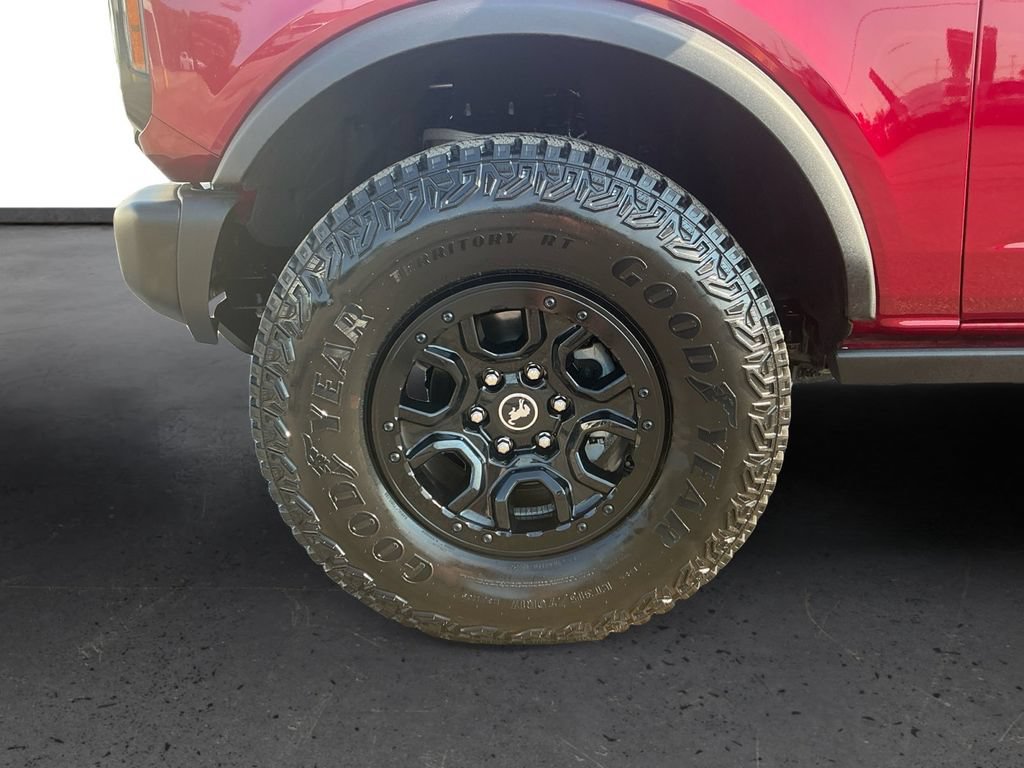 Used 2025 Ford Bronco Badlands AWD/4WD image 13