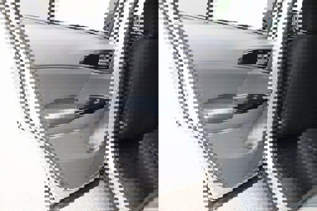 New 2026 Mitsubishi Eclipse Cross LE image 5