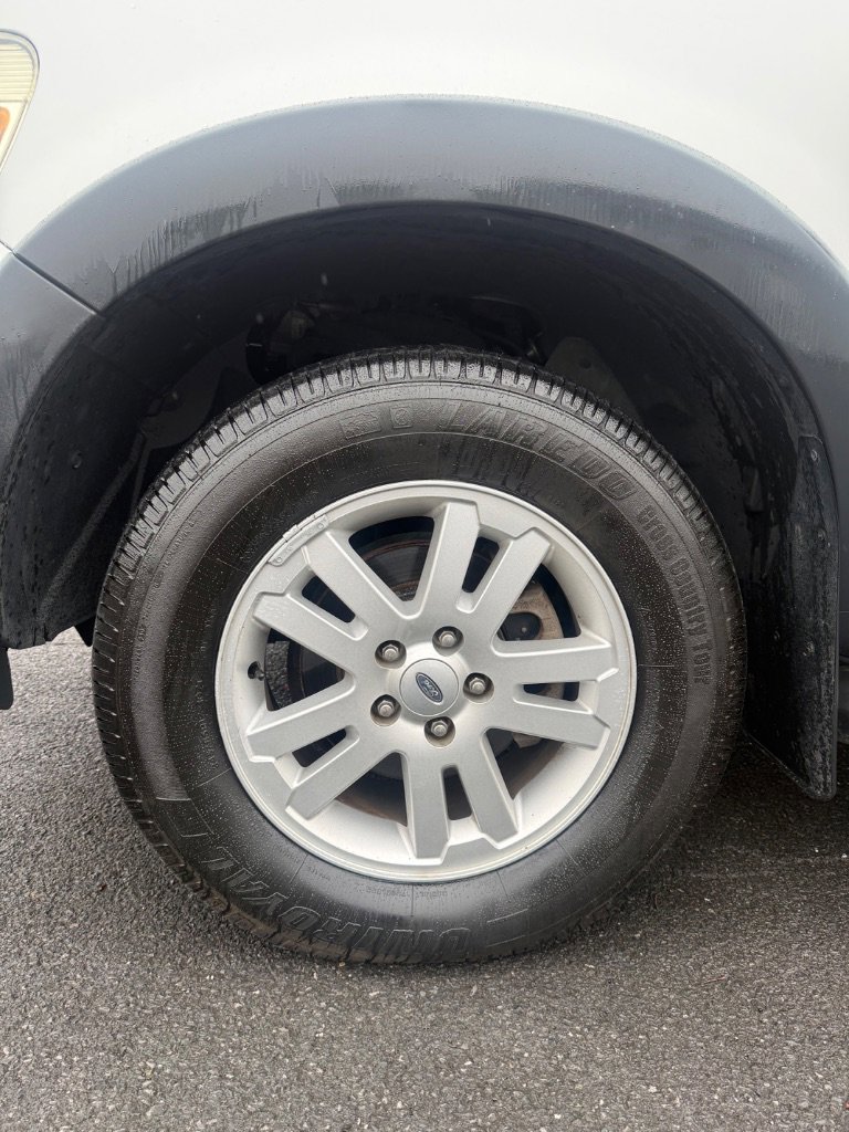 Used 2010 Ford Explorer Sport Trac XLT image 21