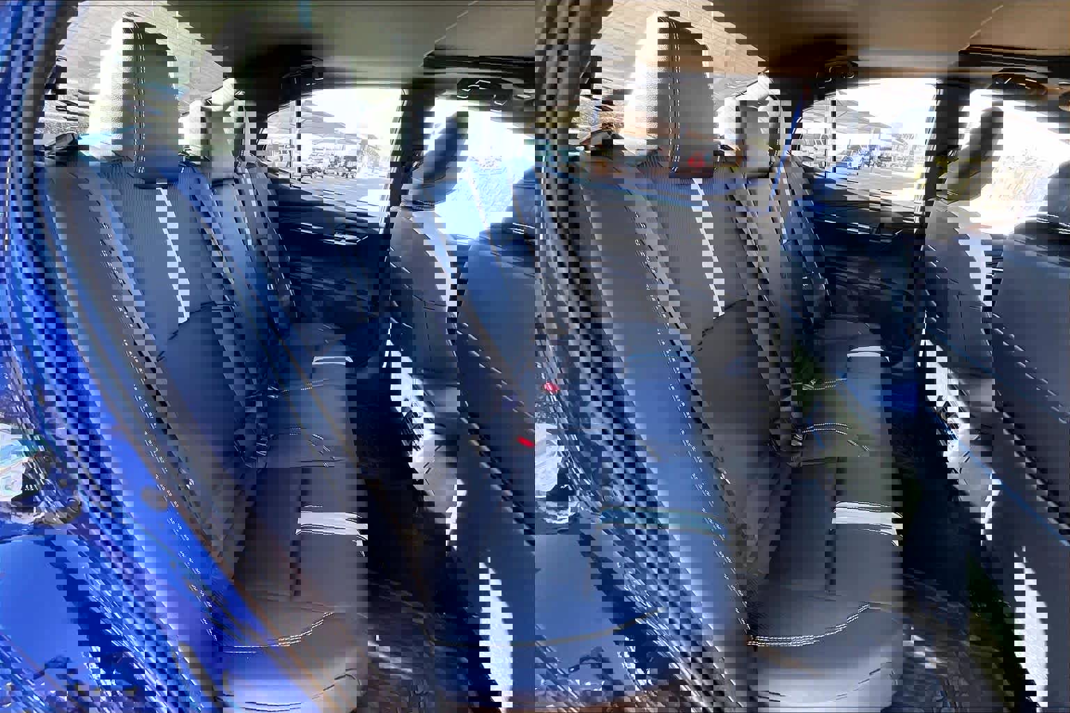 Used 2025 Toyota Camry SE image 18