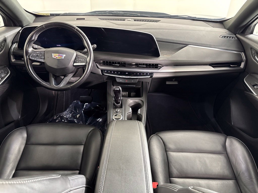 Used 2024 Cadillac XT4 Premium Luxury FWD image 17