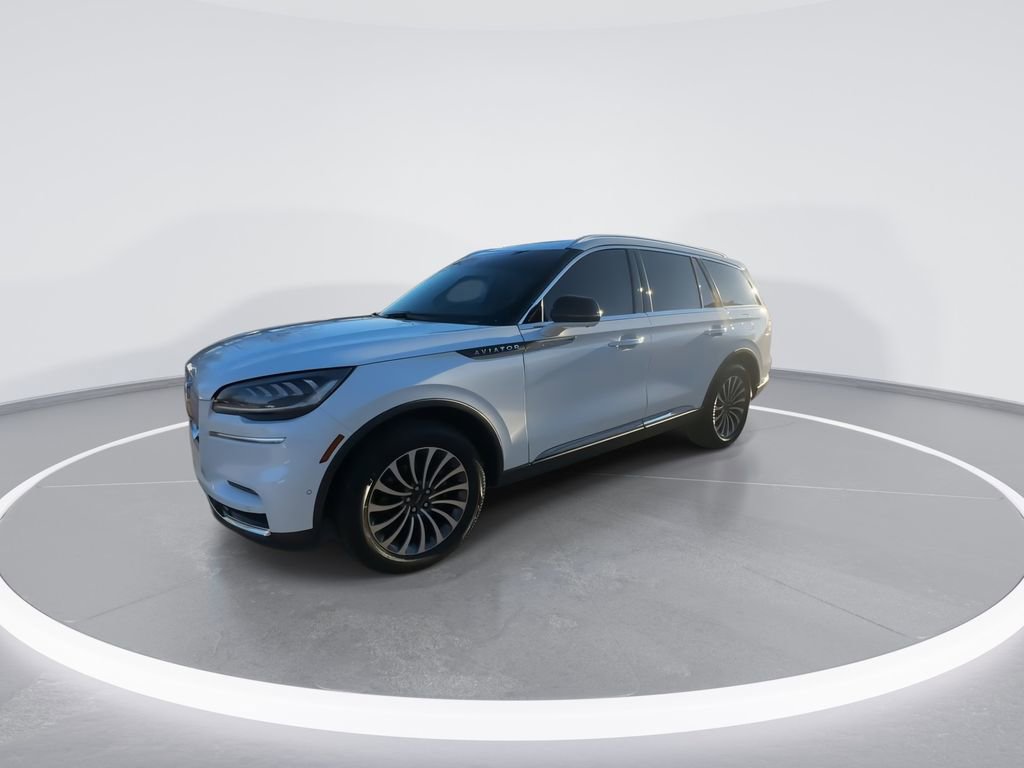 Used 2022 Lincoln Aviator Reserve w/ Elements Package Plus image 4