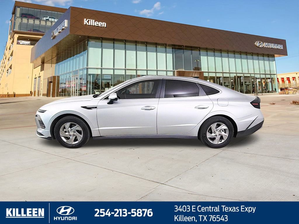 Used 2025 Hyundai Sonata SE FWD image 5