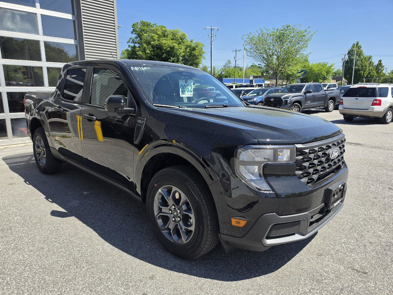 New 2026 Ford Maverick XLT w/ Equipment Group 301A