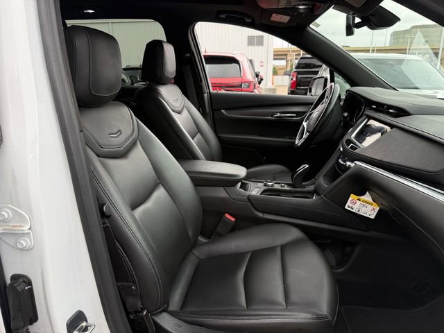 Used 2024 Cadillac XT6 Luxury FWD image 28