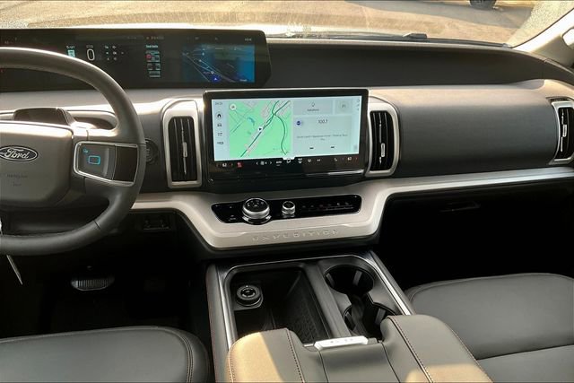 New 2025 Ford Expedition Max Active AWD/4WD image 7