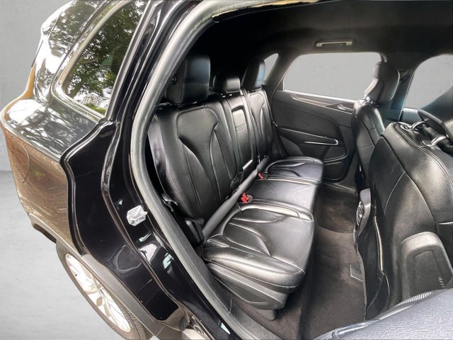Used 2019 Lincoln MKC Premiere FWD image 29