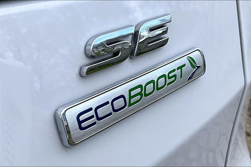 Certified 2019 Ford Escape SE image 8