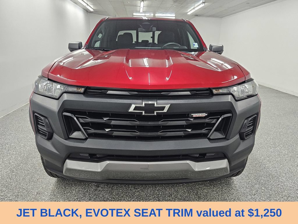 Used 2024 Chevrolet Colorado Trail Boss w/ Advanced Trailering Package AWD/4WD image 2
