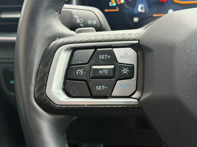 Used 2025 Ford Mustang GT Premium RWD image 27