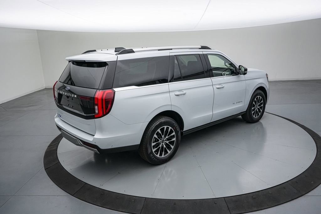Certified 2025 Ford Expedition Platinum AWD/4WD image 5