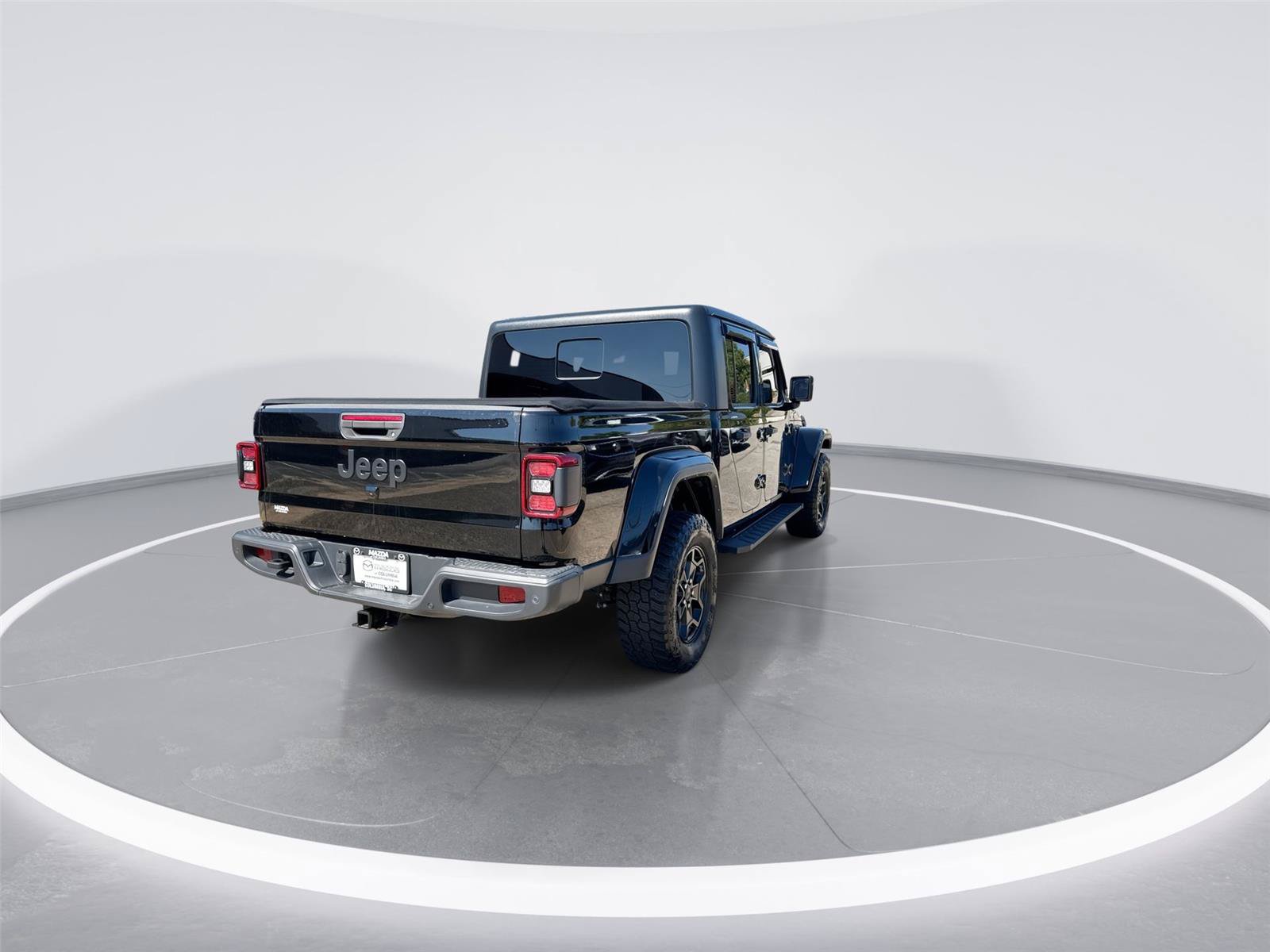 Used 2021 Jeep Gladiator Sport AWD/4WD image 8