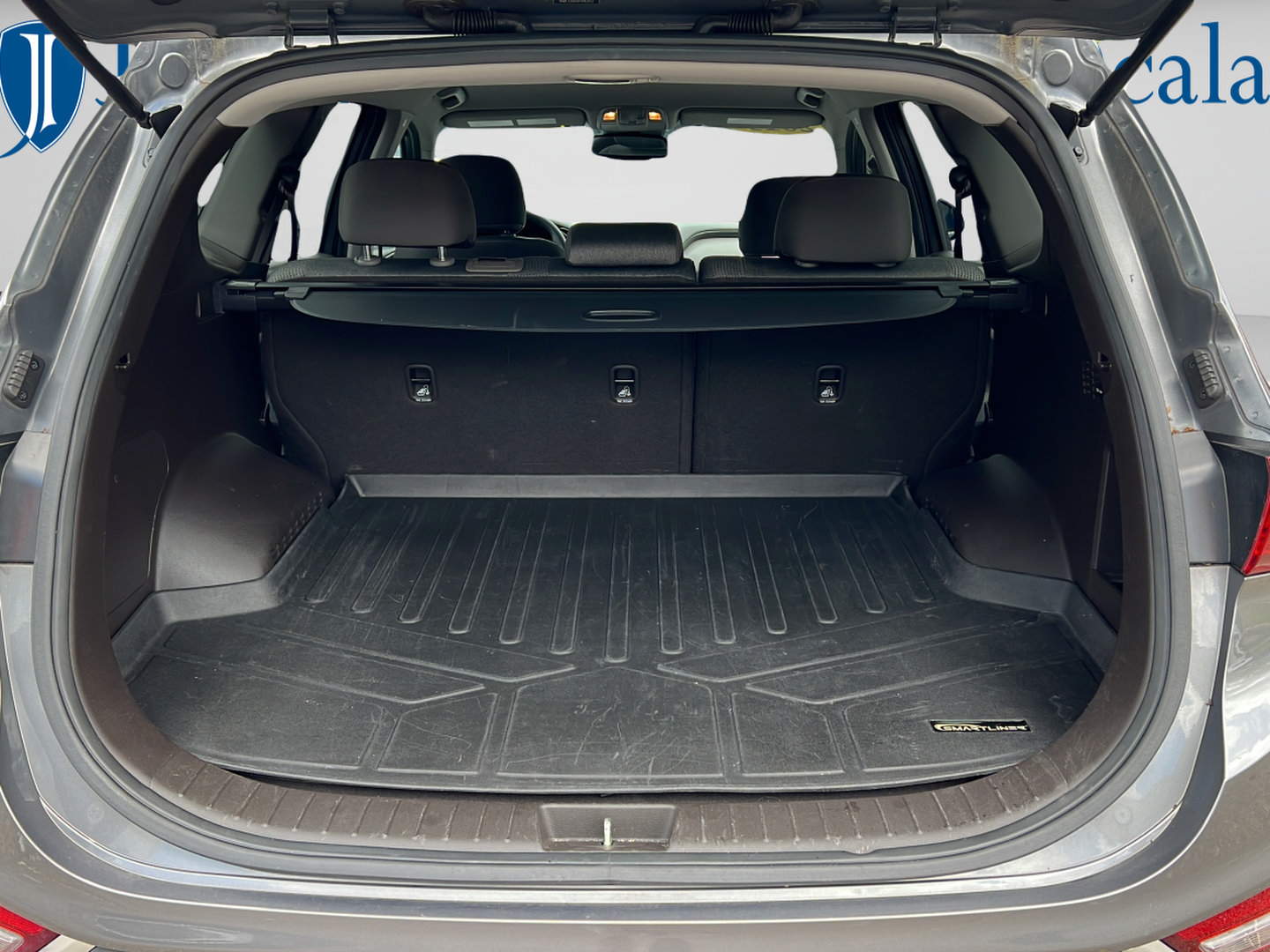 Used 2019 Hyundai Santa Fe SEL FWD image 9