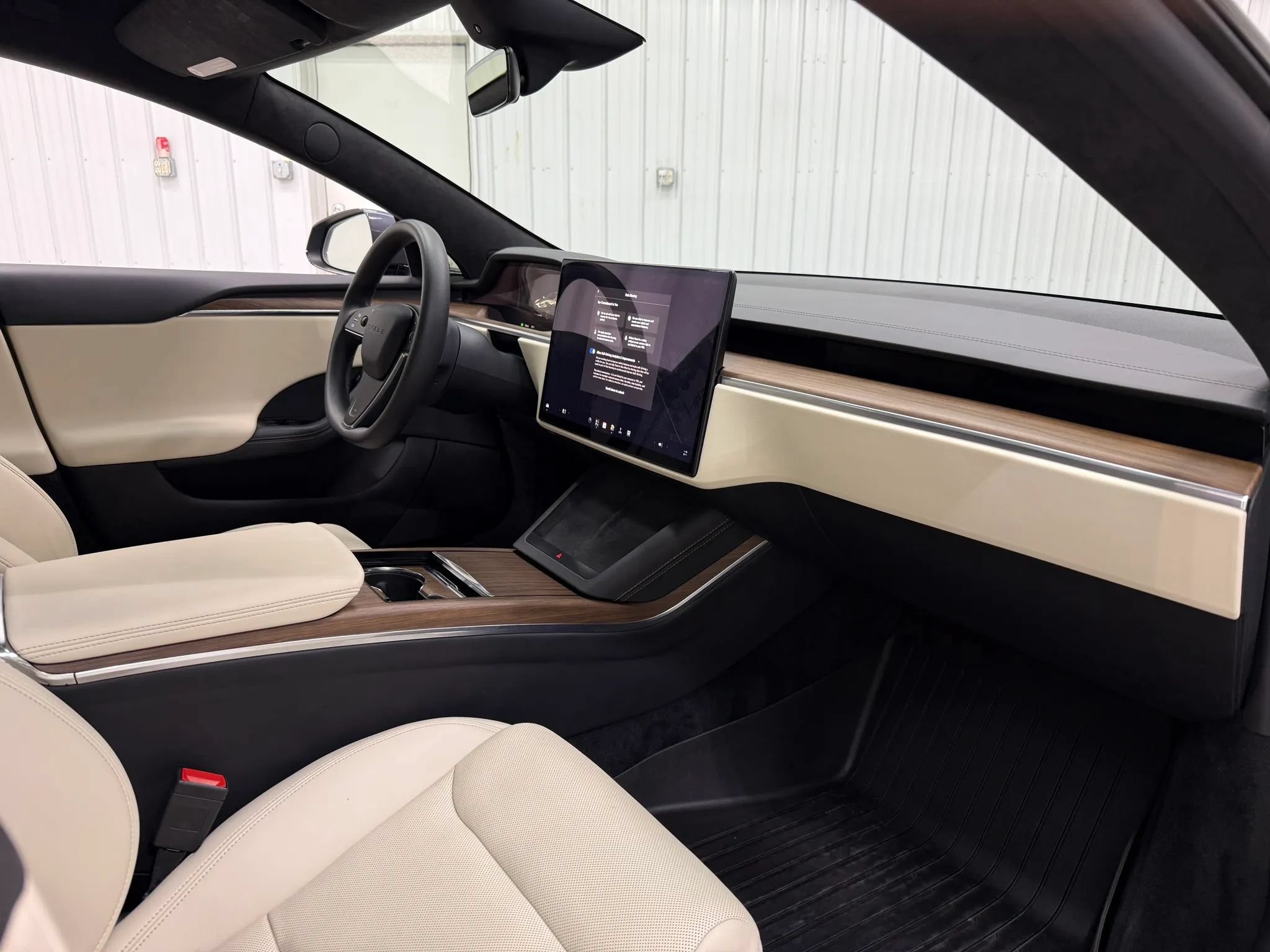 Used 2023 Tesla Model S Standard Range AWD/4WD image 14