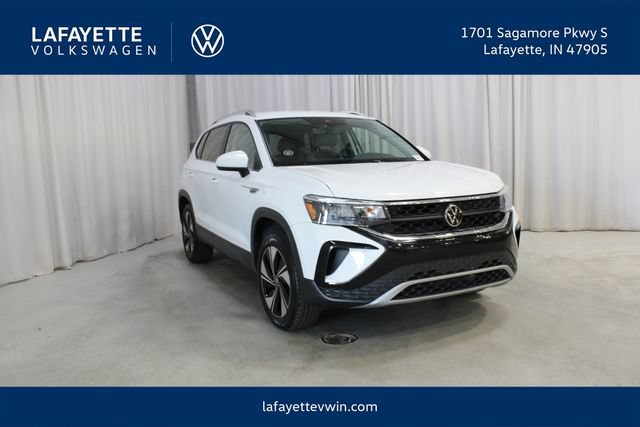 Used 2024 Volkswagen Taos SE AWD/4WD image 1