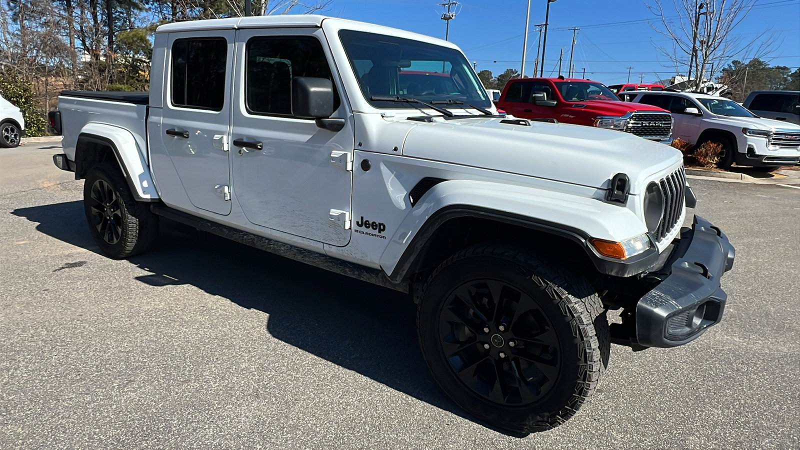 Used 2024 Jeep Gladiator Sport image 5