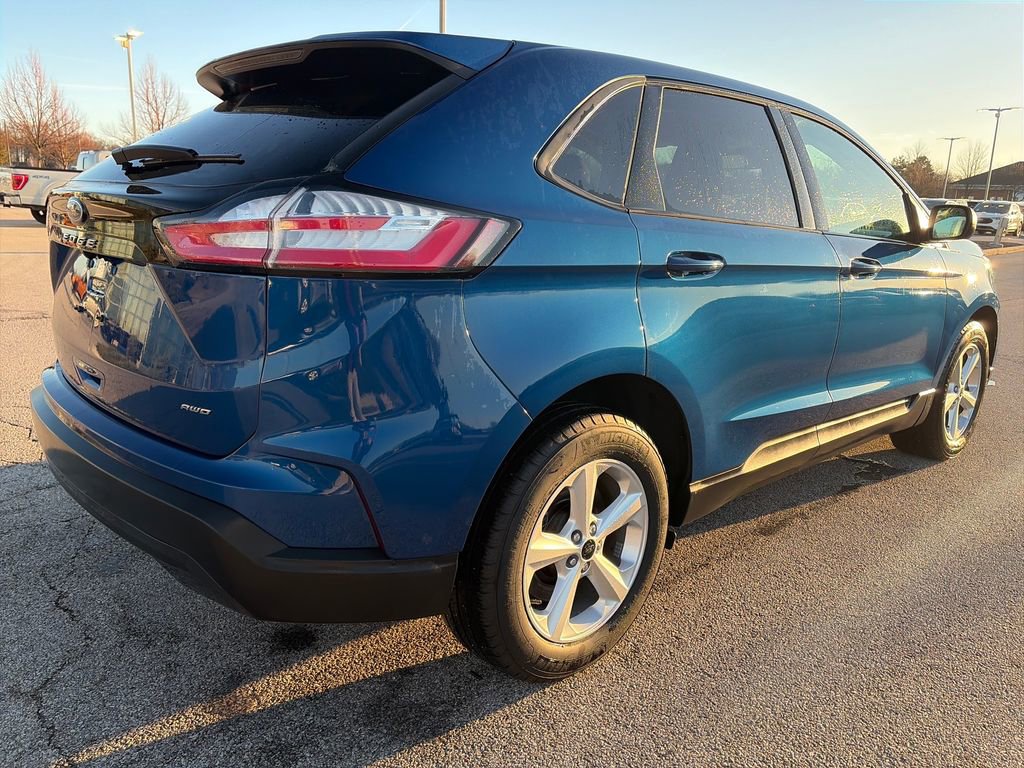 Used 2023 Ford Edge SE AWD/4WD image 7