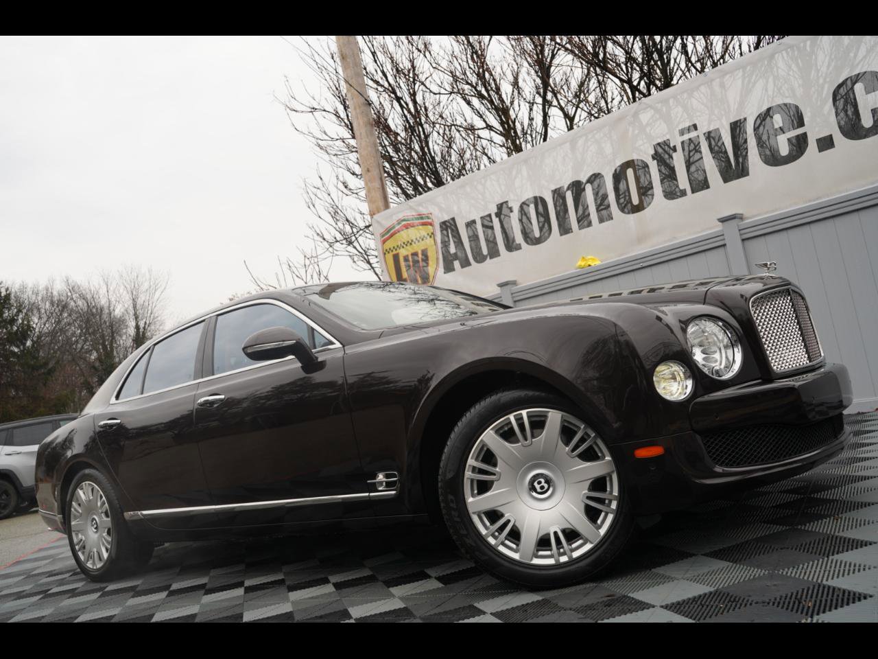 Used 2011 Bentley Mulsanne image 1