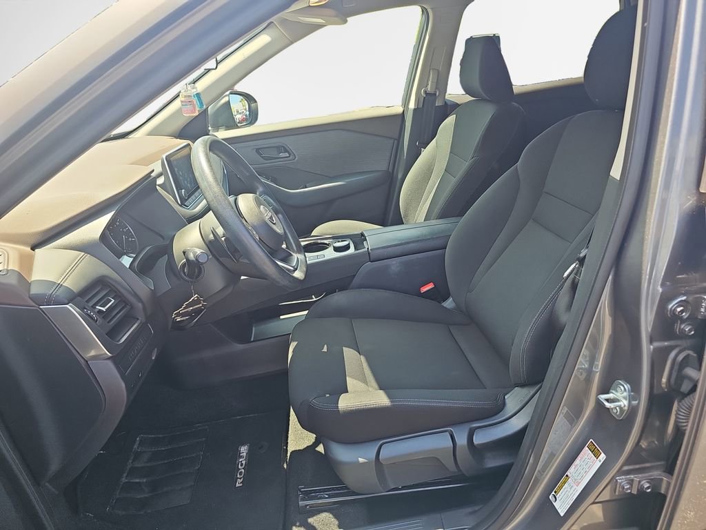 Used 2023 Nissan Rogue S AWD/4WD image 12