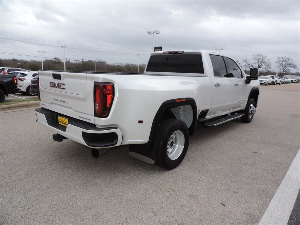 Certified 2022 GMC Sierra 3500 Denali image 5