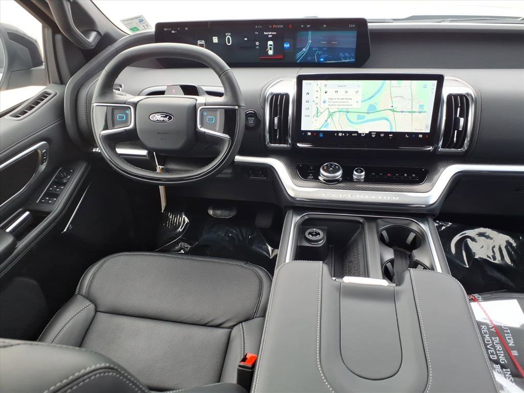New 2025 Ford Expedition Platinum w/ Stealth Performance Package AWD/4WD image 4