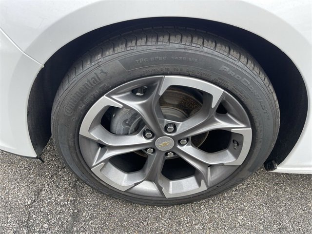 Used 2024 Chevrolet Malibu LT image 2