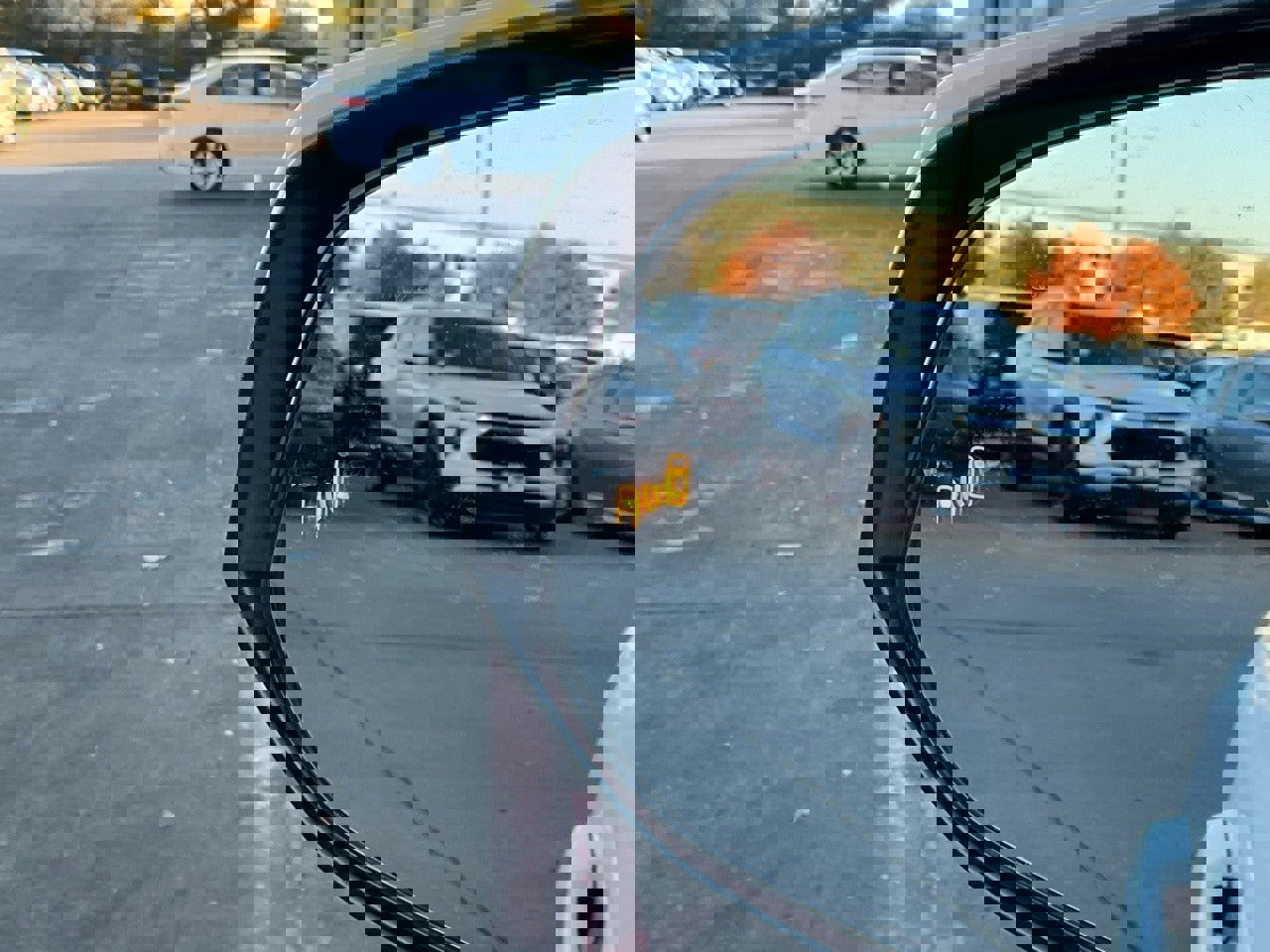 Used 2025 Toyota RAV4 XLE image 20