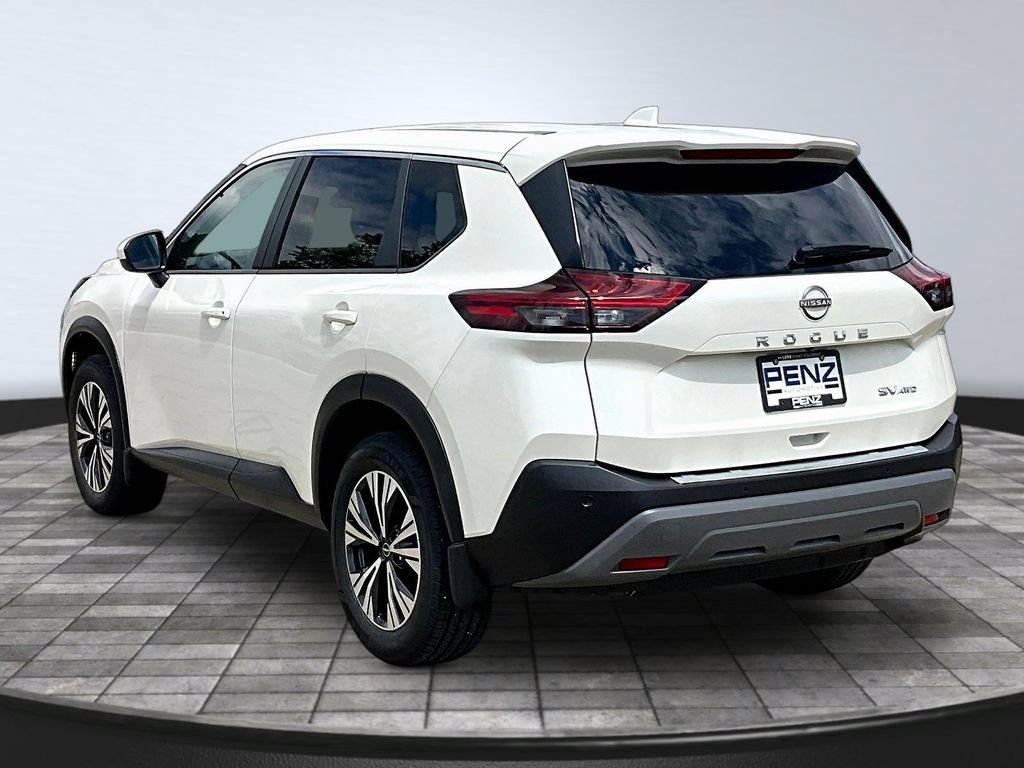 Used 2023 Nissan Rogue SV AWD/4WD image 5