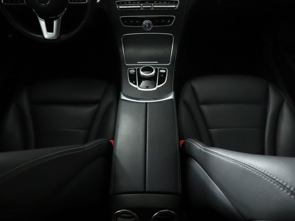 Used 2020 Mercedes-Benz C 300 Sedan image 16