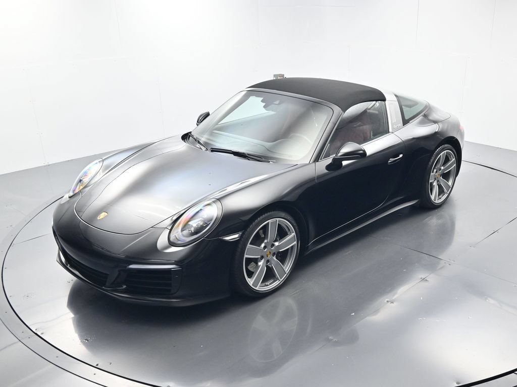 Certified 2019 Porsche 911 Targa 4 AWD/4WD image 34