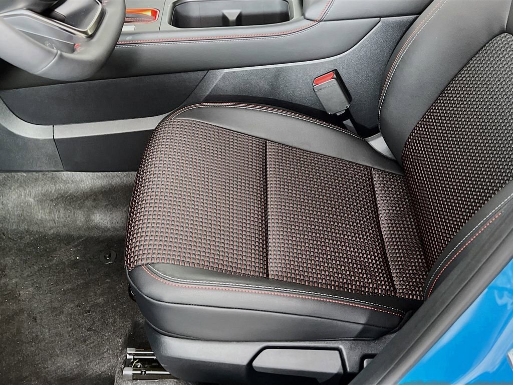 New 2026 Nissan Kicks SR image 17