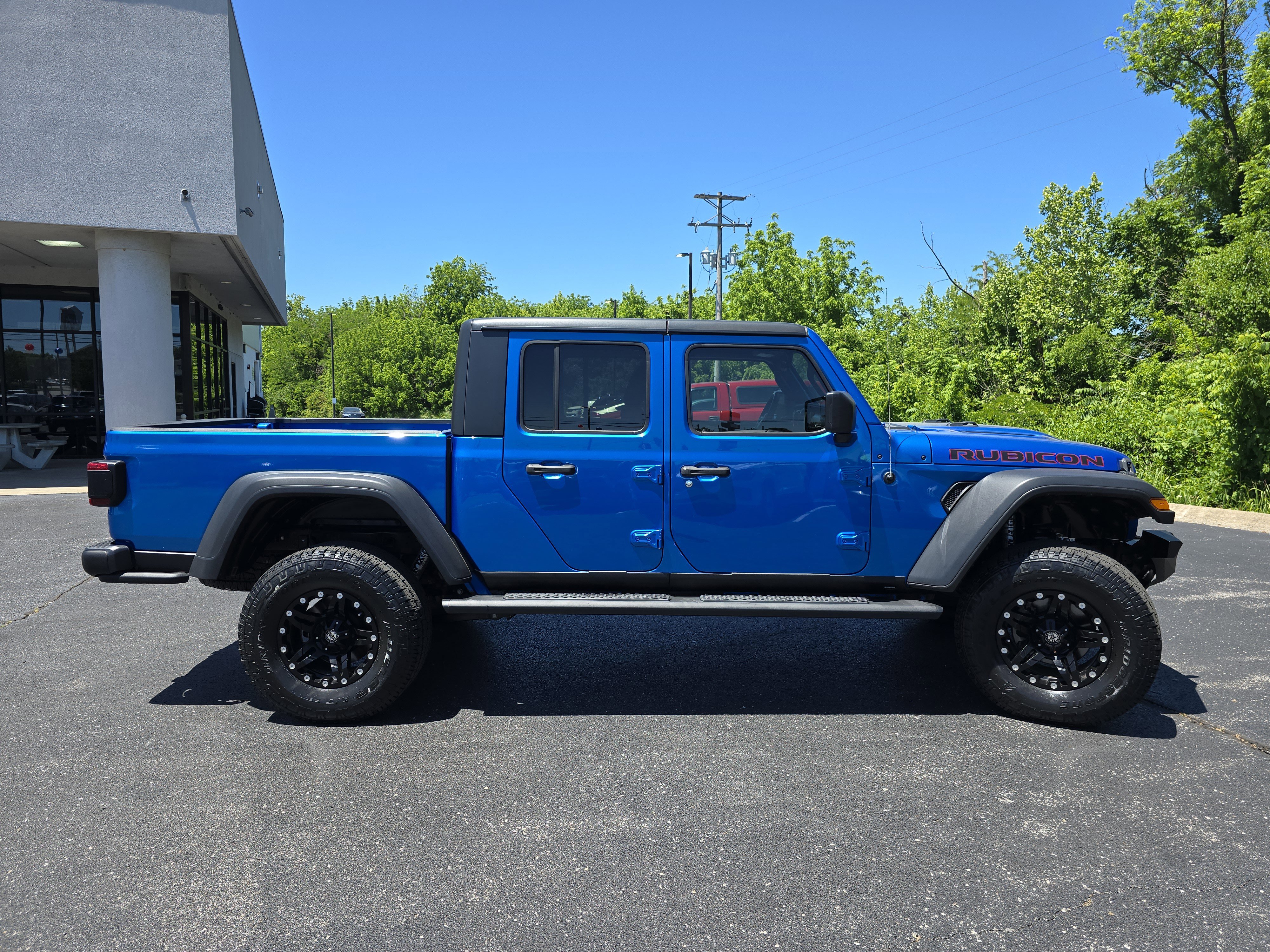 Used 2021 Jeep Gladiator Rubicon AWD/4WD image 16