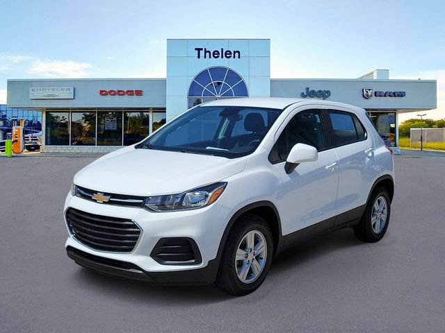 Used 2020 Chevrolet Trax LS w/ LPO, Cargo Package FWD image 2