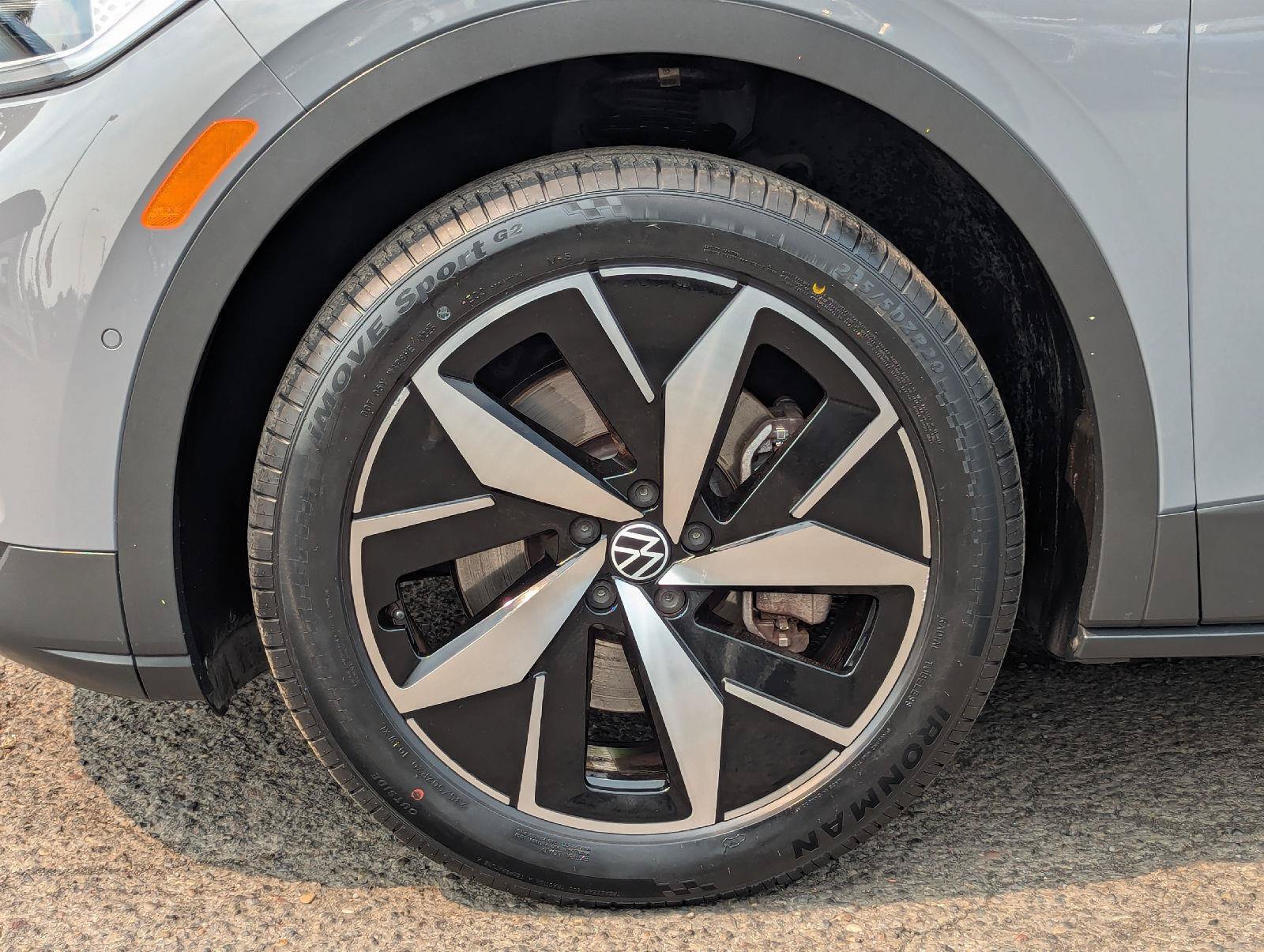 Certified 2024 Volkswagen ID.4 Pro S AWD/4WD image 41