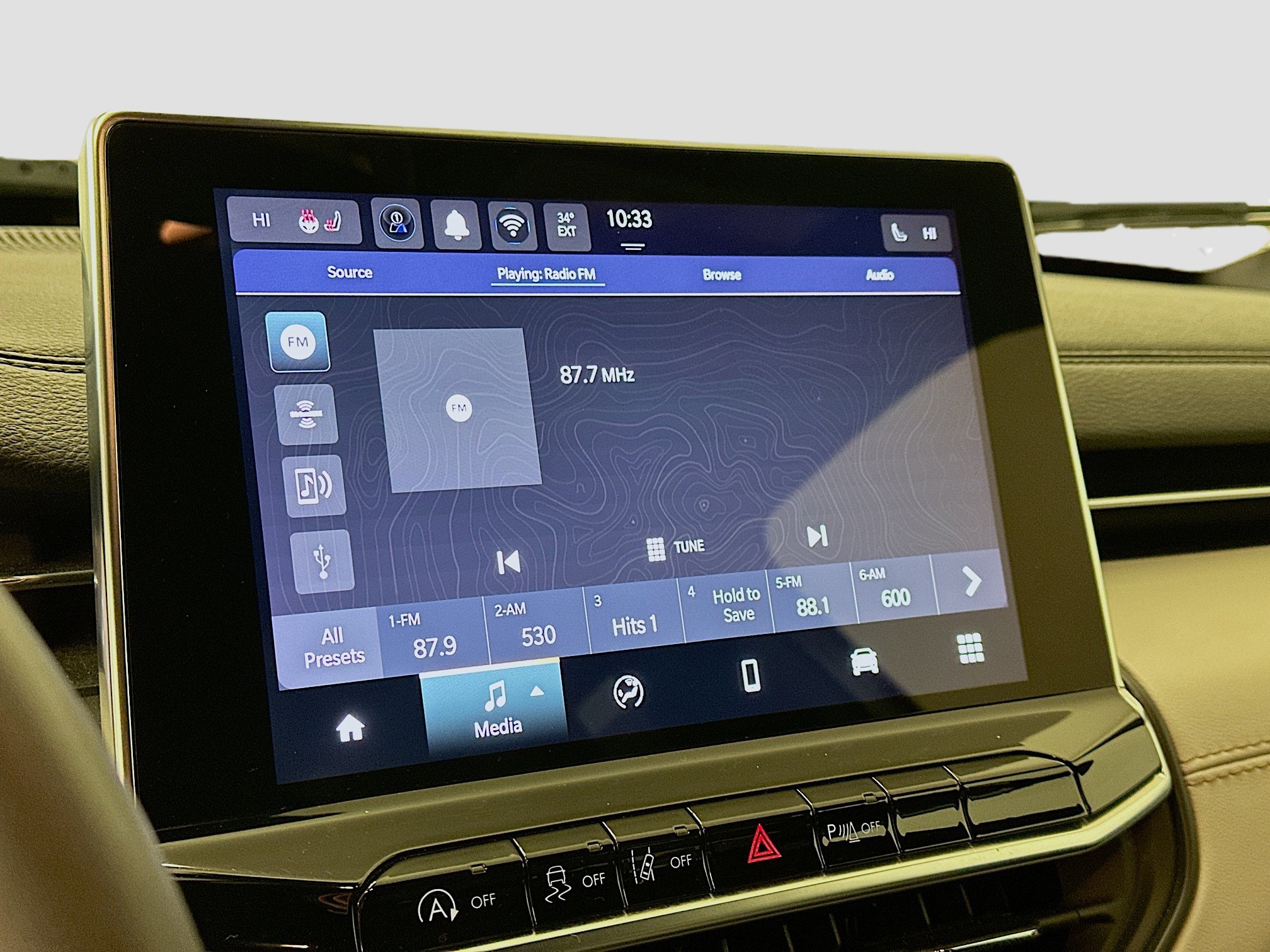 Used 2025 Jeep Compass Limited image 21